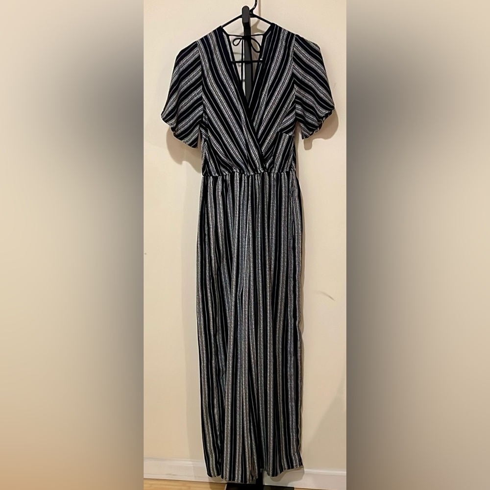 Back and White Patterned Wide Leg Jumpsuit